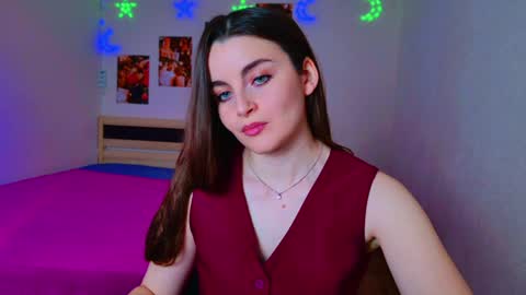 Snapshot of arielstonks_lovee chatting on December 12, 4:59 am arielstonks_lovee online show from December 12, 4:59 am