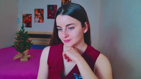 Snapshot of arielstonks_lovee chatting on December 19, 5:07 am arielstonks_lovee online show from December 19, 5:07 am