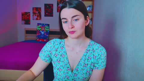 Snapshot of arielstonks_lovee chatting on January 15, 3:54 am arielstonks_lovee online show from January 15, 3:54 am