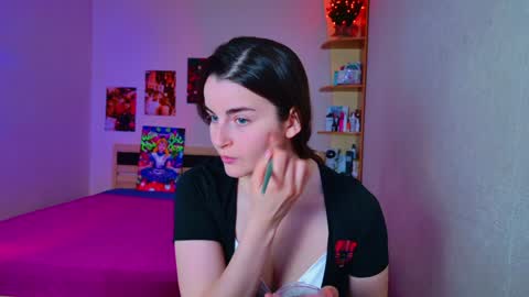 Snapshot of arielstonks_lovee chatting on January 16, 3:45 am arielstonks_lovee online show from January 16, 3:45 am
