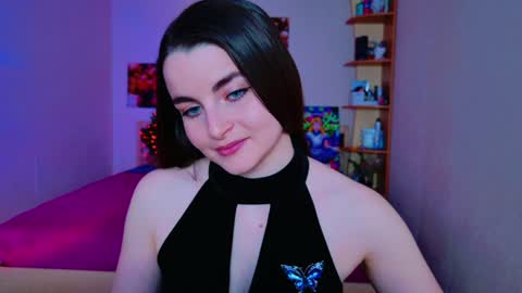 Snapshot of arielstonks_lovee chatting on January 23, 6:17 am arielstonks_lovee online show from January 23, 6:17 am