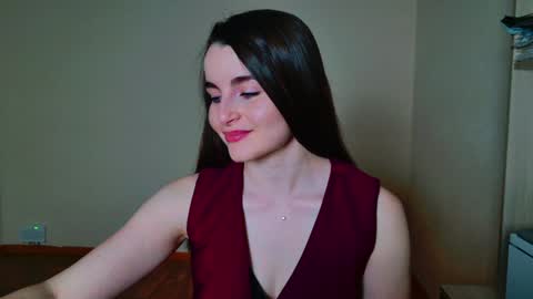 Snapshot of arielstonks_lovee chatting on February 4, 7:33 pm arielstonks_lovee online show from February 4, 7:33 pm