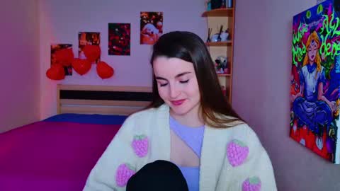 Snapshot of arielstonks_lovee chatting on February 18, 7:43 am arielstonks_lovee online show from February 18, 7:43 am