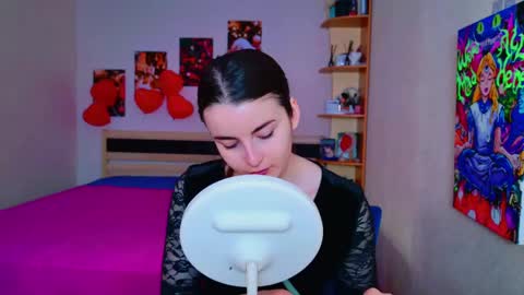 Snapshot of arielstonks_lovee chatting on February 20, 5:55 am arielstonks_lovee online show from February 20, 5:55 am