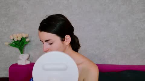 Snapshot of arielstonks_lovee chatting on September 23, 3:42 am arielstonks_lovee online show from September 23, 3:42 am