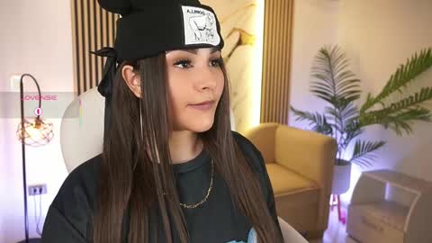 Arigi Gomez online show from May 11, 4:04 pm