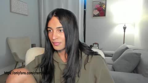 Snapshot of ariia1_ chatting on October 25, 7:38 am Aria online show from October 25, 7:38 am