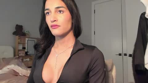 Aria online show from April 8, 5:29 am