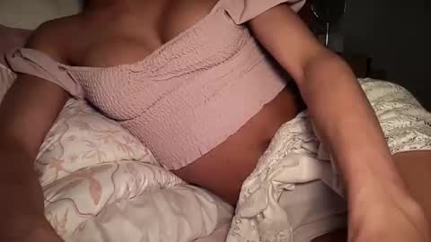 Aria online show from April 15, 4:30 am