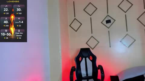 Ariies13 online show from November 4, 12:15 pm