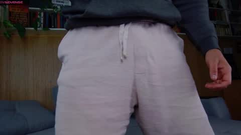 Snapshot of arilass chatting on September 26, 7:01 am A n g e l f r o m H e l l online show from September 26, 7:01 am