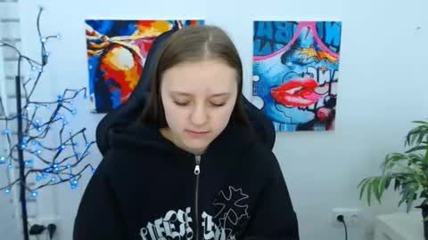 arinabelle online show from November 30, 2:26 am