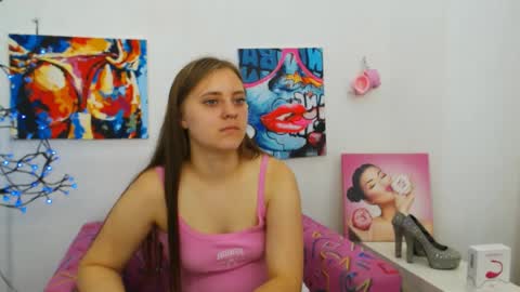 Snapshot of arinabelle chatting on July 1, 4:29 pm arinabelle online show from July 1, 4:29 pm