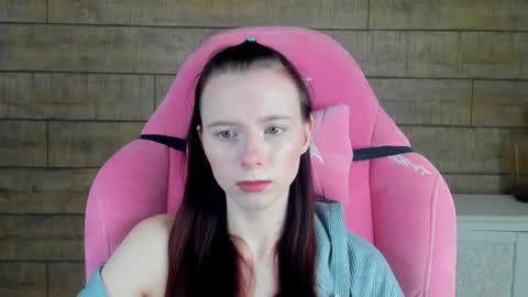 Snapshot of arinakubrick chatting on December 4, 4:33 am Arinakubrick online show from December 4, 4:33 am