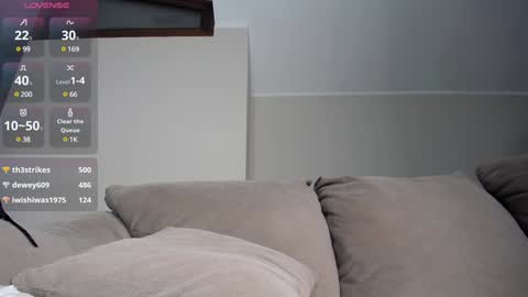 arinamir online show from December 12, 5:52 am