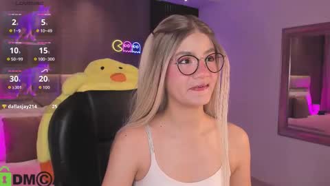 Ari  online show from September 28, 11:54 pm