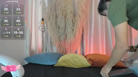 Snapshot of arion_sherwind chatting on September 20, 7:37 pm Arion online show from September 20, 7:37 pm