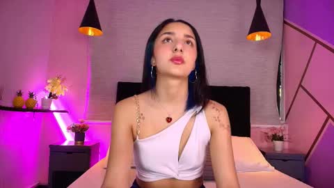 Aris Suarez online show from March 22, 1:47 pm