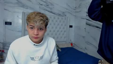 celina online show from September 16, 1:23 pm