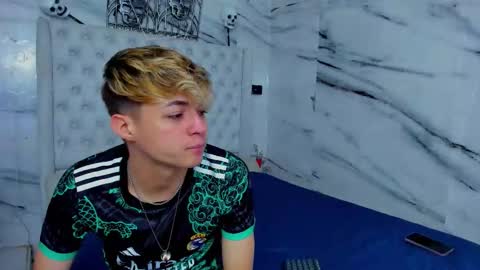 celina online show from November 7, 12:10 am