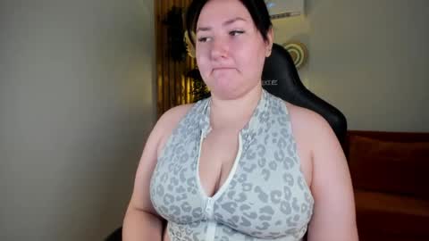 Snapshot of arivoss chatting on May 22, 5:58 am AriVoss online show from May 22, 5:58 am