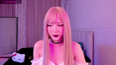 Ariya online show from May 6, 2:11 pm