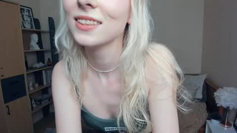 Emily online show from May 28, 8:33 am