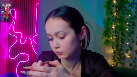 Bella3 online show from July 23, 9:35 pm