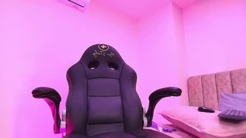 Snapshot of arleth_1 chatting on January 7, 3:09 am Arleth online show from January 7, 3:09 am