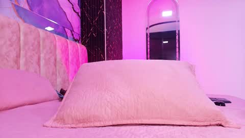 Snapshot of arleth_1 chatting on March 23, 3:10 am Arleth online show from March 23, 3:10 am