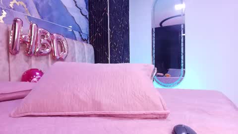 Snapshot of arleth_1 chatting on March 27, 3:12 am Arleth online show from March 27, 3:12 am