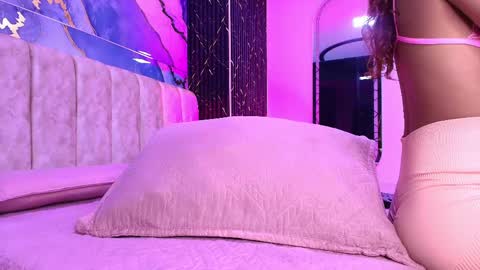 Snapshot of arleth_1 chatting on April 16, 3:07 am Arleth online show from April 16, 3:07 am