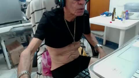 armaduradeacero online show from January 9, 5:37 pm