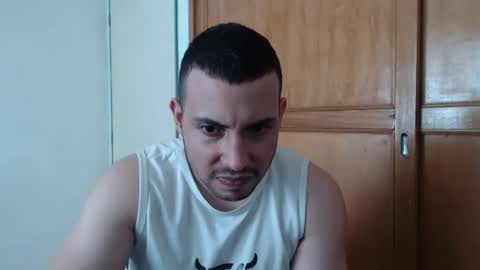 Snapshot of armando_2002 chatting on July 3, 6:47 pm ARMANDO online show from July 3, 6:47 pm