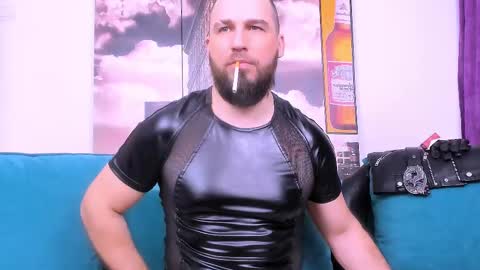 Armando online show from February 25, 7:58 pm