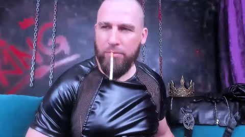 Armando online show from November 5, 10:21 pm