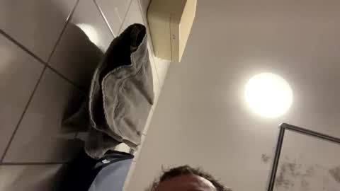 armyskater32 online show from January 14, 9:20 pm