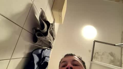 armyskater32 online show from February 25, 8:51 pm