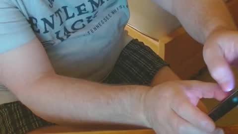 Snapshot of arnie12 chatting on December 7, 10:28 pm Arnie  online show from December 7, 10:28 pm