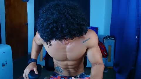 Snapshot of arnold_black69 chatting on June 22, 11:51 am arnold black online show from June 22, 11:51 am