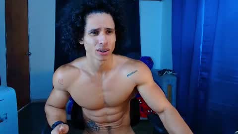 Snapshot of arnold_black69 chatting on June 29, 12:05 pm arnold black online show from June 29, 12:05 pm