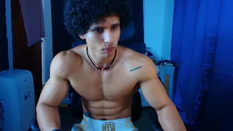 Snapshot of arnold_black69 chatting on July 13, 12:30 pm arnold black online show from July 13, 12:30 pm