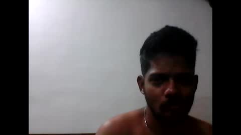 Snapshot of arnold_forfun chatting on April 3, 5:49 am arnold_forfun online show from April 3, 5:49 am