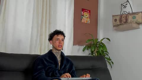 Aron ford online show from October 23, 12:04 pm