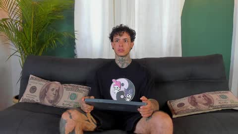 Aron ford online show from April 8, 7:03 pm