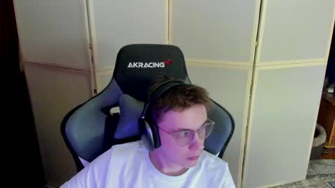 biggest penis  online show from December 14, 5:18 am