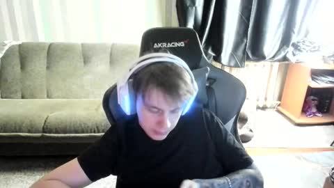 biggest penis  online show from December 15, 7:45 am