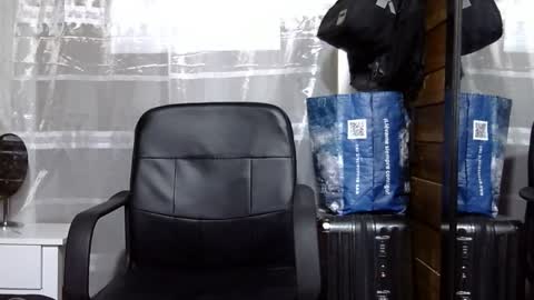 Aron G Franco online show from September 17, 7:04 pm