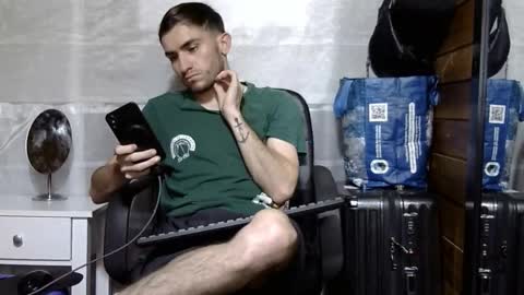 Aron G Franco online show from November 10, 3:27 am