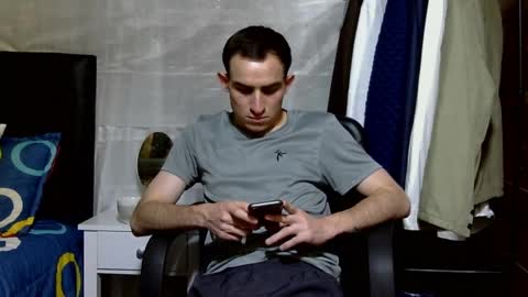 Aron G Franco online show from April 24, 6:43 pm